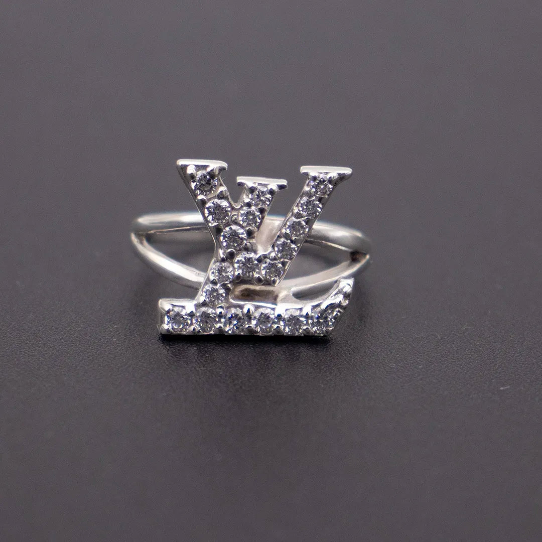 LV Diamond Ring