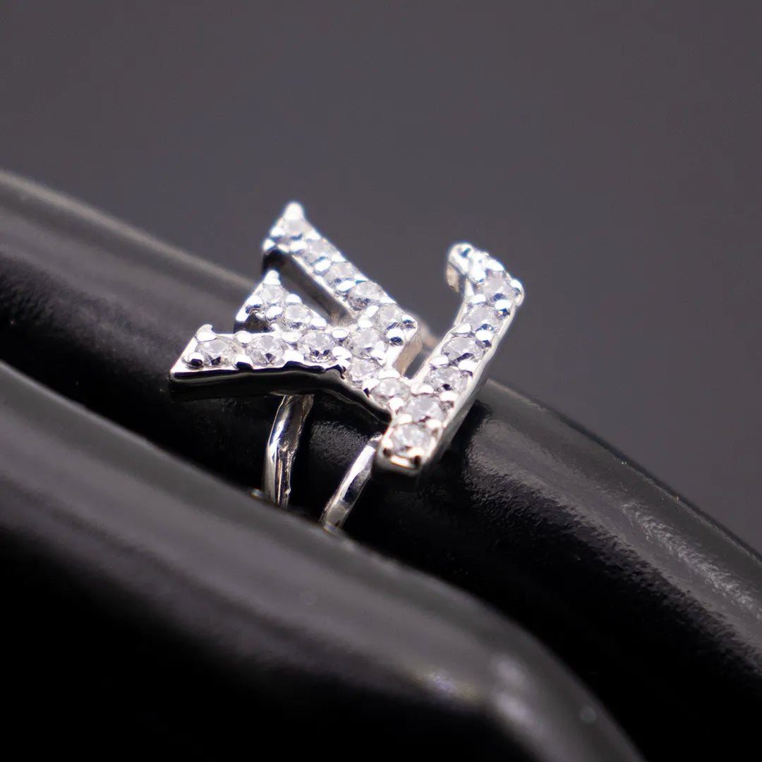 LV Diamond Ring