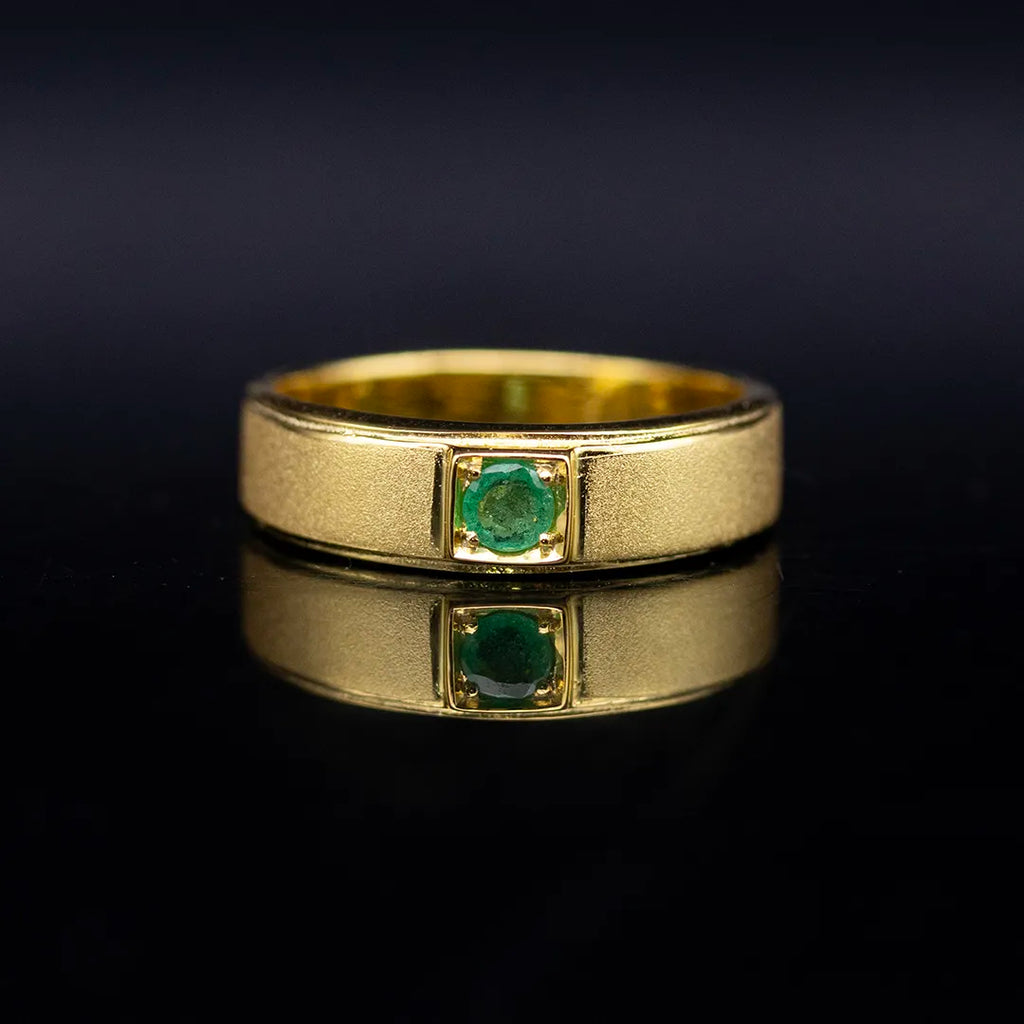 Colombian Emerald Solitaire Ring