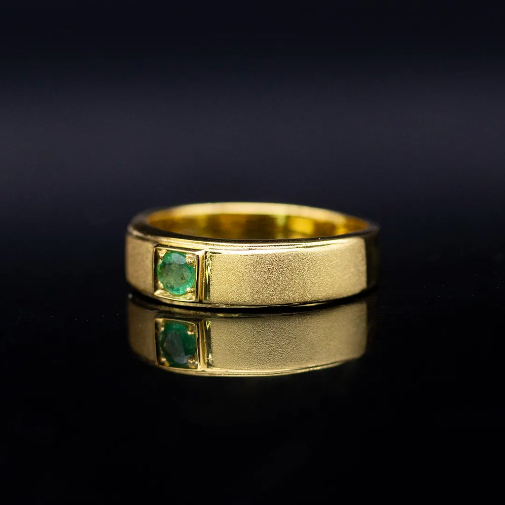 Colombian Emerald Solitaire Ring